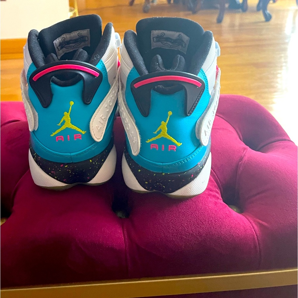 Michael Jordan sneakers size 9 men’s